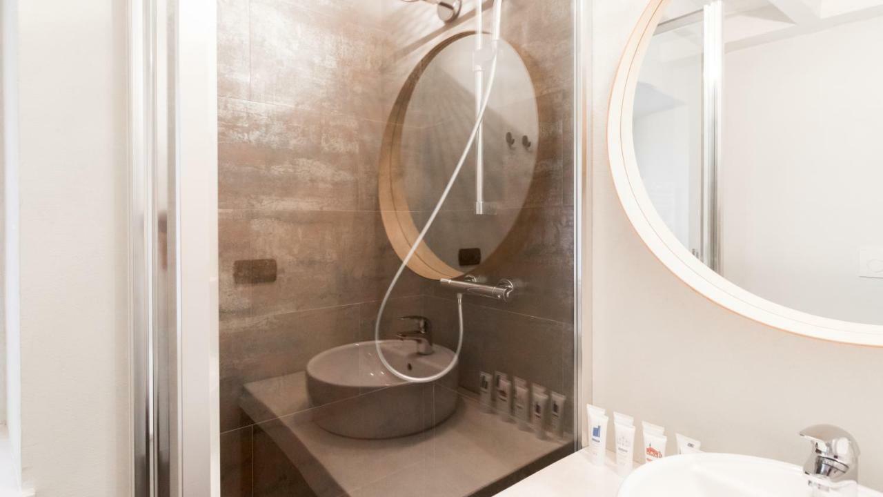 Italianway - Rosales 1 Flat Apartment Милано Екстериор снимка